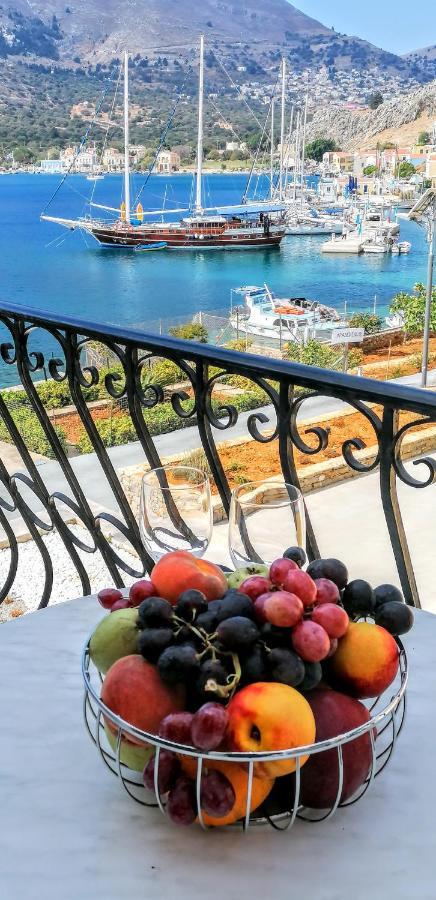 Apartmán Captain George Symi Exteriér fotografie