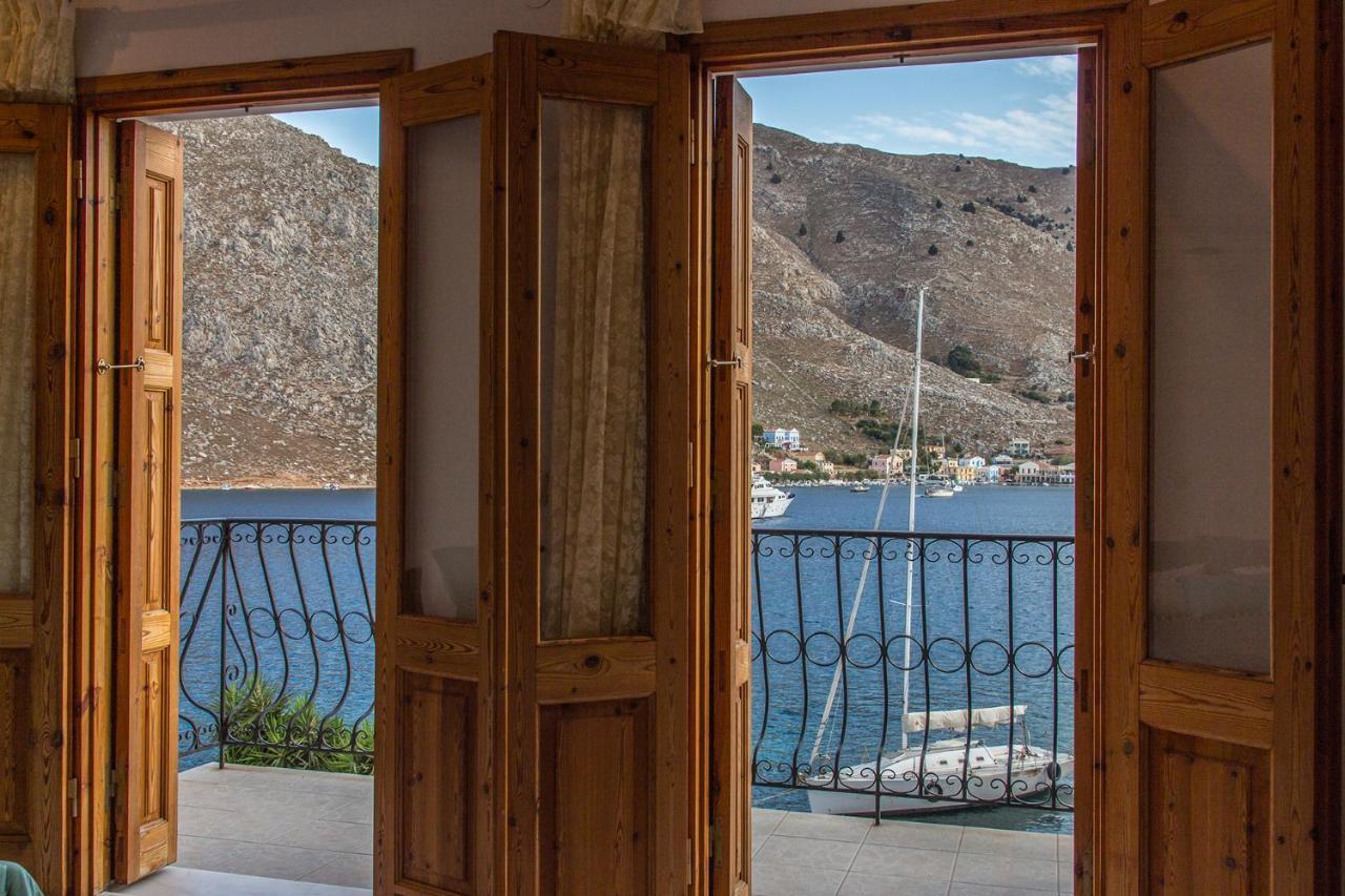Apartmán Captain George Symi Exteriér fotografie